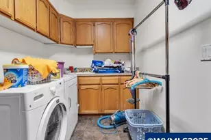 6593 Rippling Brook Dr SE, Salem, OR 97317 - Photo 15