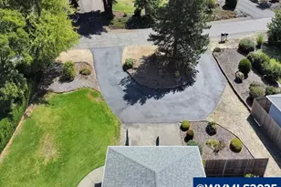 6593 Rippling Brook Dr SE, Salem, OR 97317 - Photo 41