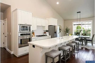 1710 NE Webb Lake Dr, Silverton, OR 97381 - Photo 11