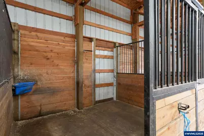 40213 N Dogwood Rd, Mill City, OR 97360 - Photo 35