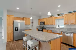 40213 N Dogwood Rd, Mill City, OR 97360 - Photo 9