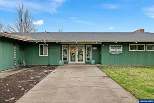 2046 W 14th Pl, Eugene, OR 97402 - Photo 27