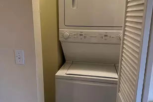 2046 W 14th Pl, Eugene, OR 97402 - Photo 13