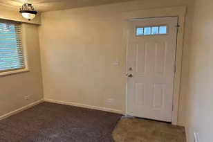 2046 W 14th Pl, Eugene, OR 97402 - Photo 9