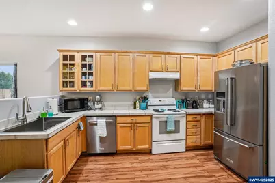 941 Wild Rose Ct, Independence, OR 97351 - Photo 15