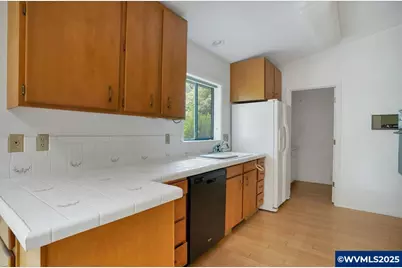 90 Seagrove Lp, Lincoln City, OR 97367 - Photo 11