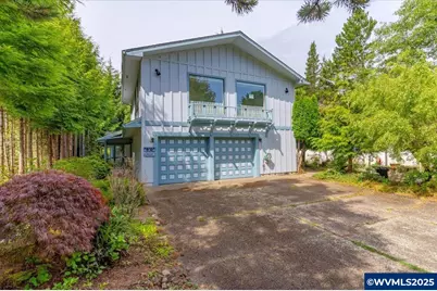 90 Seagrove Lp, Lincoln City, OR 97367 - Photo 3