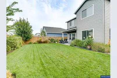 1491 Foxglove St St, Woodburn, OR 97071 - Photo 25