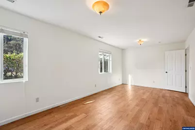 475 I St, Independence, OR 97351 - Photo 25