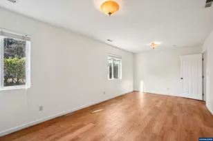 475 I St, Independence, OR 97351 - Photo 25