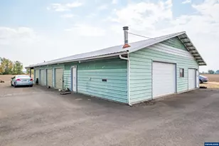 35628 Knox Butte Rd E, Albany, OR 97322 - Photo 23