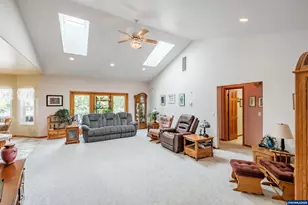 35628 Knox Butte Rd E, Albany, OR 97322 - Photo 13