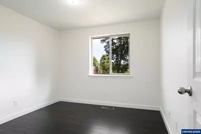 1748 Salmon River St NW, Salem, OR 97304 - Photo 23