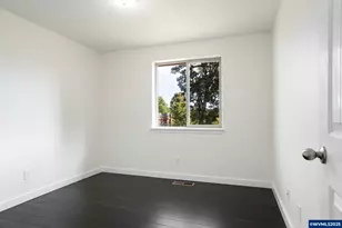 1748 Salmon River St NW, Salem, OR 97304 - Photo 23