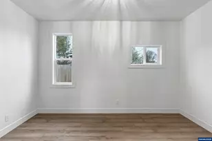 2397 Hazel Ave NE, Salem, OR 97301 - Photo 17