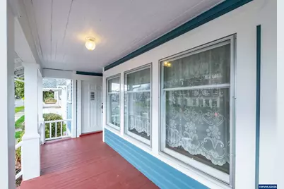 317 9th Av SW, Albany, OR 97321 - Photo 5