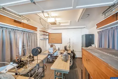 317 9th Av SW, Albany, OR 97321 - Photo 29