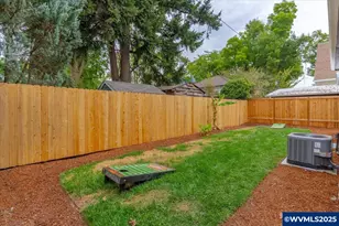 585 Jefferson St NE, Salem, OR 97301 - Photo 31