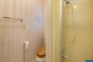 6795 Fairway Ave SE, Salem, OR 97306 - Photo 29