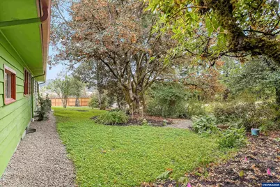 5300 SW Whitby Av, Corvallis, OR 97333 - Photo 31