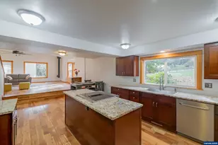 2314 Beaumont Ln NW, Albany, OR 97321 - Photo 13