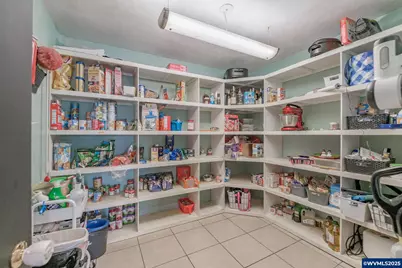 8100 Buena Vista Rd, Independence, OR 97351 - Photo 27