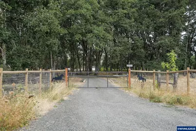 1780 Clover Ridge Rd NE, Albany, OR 97322 - Photo 7