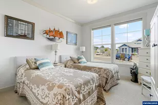 493 NW Crater Lk Dr, Dallas, OR 97338 - Photo 33