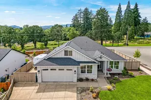 493 NW Crater Lk Dr, Dallas, OR 97338 - Photo 5