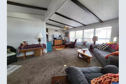 5422 Portland Rd NE #127, Salem, OR 97305 - Photo 9