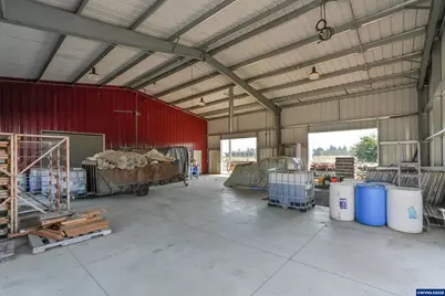 21988 Case (21938-22068) Rd, Aurora, OR 97002 - Photo 17