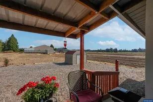 21988 Case (21938-22068) Rd, Aurora, OR 97002 - Photo 31