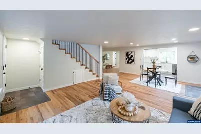 43083 Island Inn Dr, Lebanon, OR 97355 - Photo 13