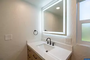 43083 Island Inn Dr, Lebanon, OR 97355 - Photo 25