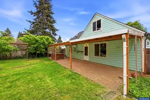 1050 SW Ellis St, Dallas, OR 97338 - Photo 27