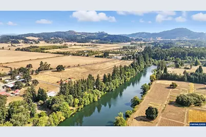 33788 Brewster Rd, Lebanon, OR 97355 - Photo 9