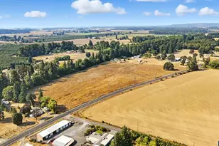 33788 Brewster Rd, Lebanon, OR 97355 - Photo 3