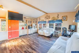 5064 Silver Lp NE, Salem, OR 97305 - Photo 9