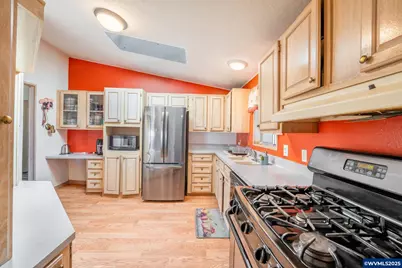 5064 Silver Lp NE, Salem, OR 97305 - Photo 13