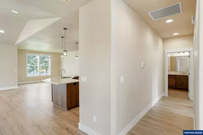 708 NW George Ct, Sublimity, OR 97385 - Photo 9