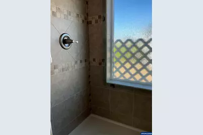 5422 Portland #24 Rd NE, Salem, OR 97305 - Photo 21