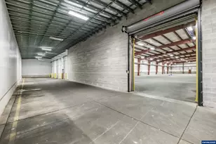 595 N Fir Villa Rd, Dallas, OR 97338 - Photo 17