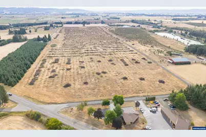 595 N Fir Villa Rd, Dallas, OR 97338 - Photo 9