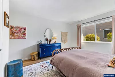 3318 Oakcrest Dr NW, Salem, OR 97304 - Photo 15