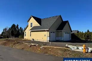 319 NE Clay St, Sublimity, OR 97385 - Photo 5