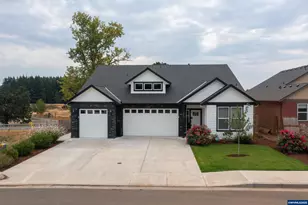 593 NE Evergreen Ave, Dallas, OR 97338 - Photo 3