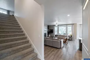 593 NE Evergreen Ave, Dallas, OR 97338 - Photo 21