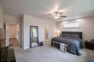 593 NE Evergreen Ave, Dallas, OR 97338 - Photo 33