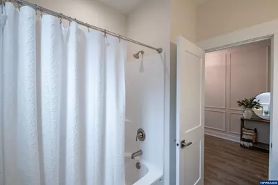 593 NE Evergreen Av, Dallas, OR 97338 - Photo 17