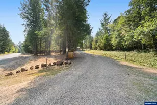 30402 Townsend Rd, Lebanon, OR 97355 - Photo 47